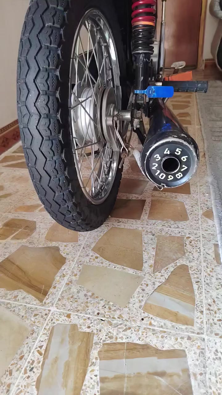 البيع الماطورات نضيف كدام العين السعر 400 ولفات البارحه شديتهم المكينه ناعم تايرات انضاف موديل المكينه 2025 السعر 400 الرقم *********** وتساب
