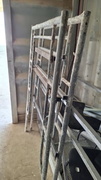 ٣ قفاصه • مكاصه • للبيع