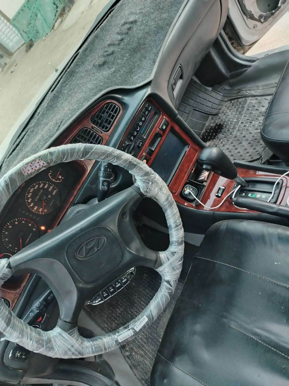 السلام عليكم سوناتا٢   ٩٣ رقم بابل انكليزي بسمي كامله حتى تبريد شغال رقم *********** السعر ٤٦ والشراي يدلل بيع او مراوس ٧ راكب مكاني النجف الاشرف
