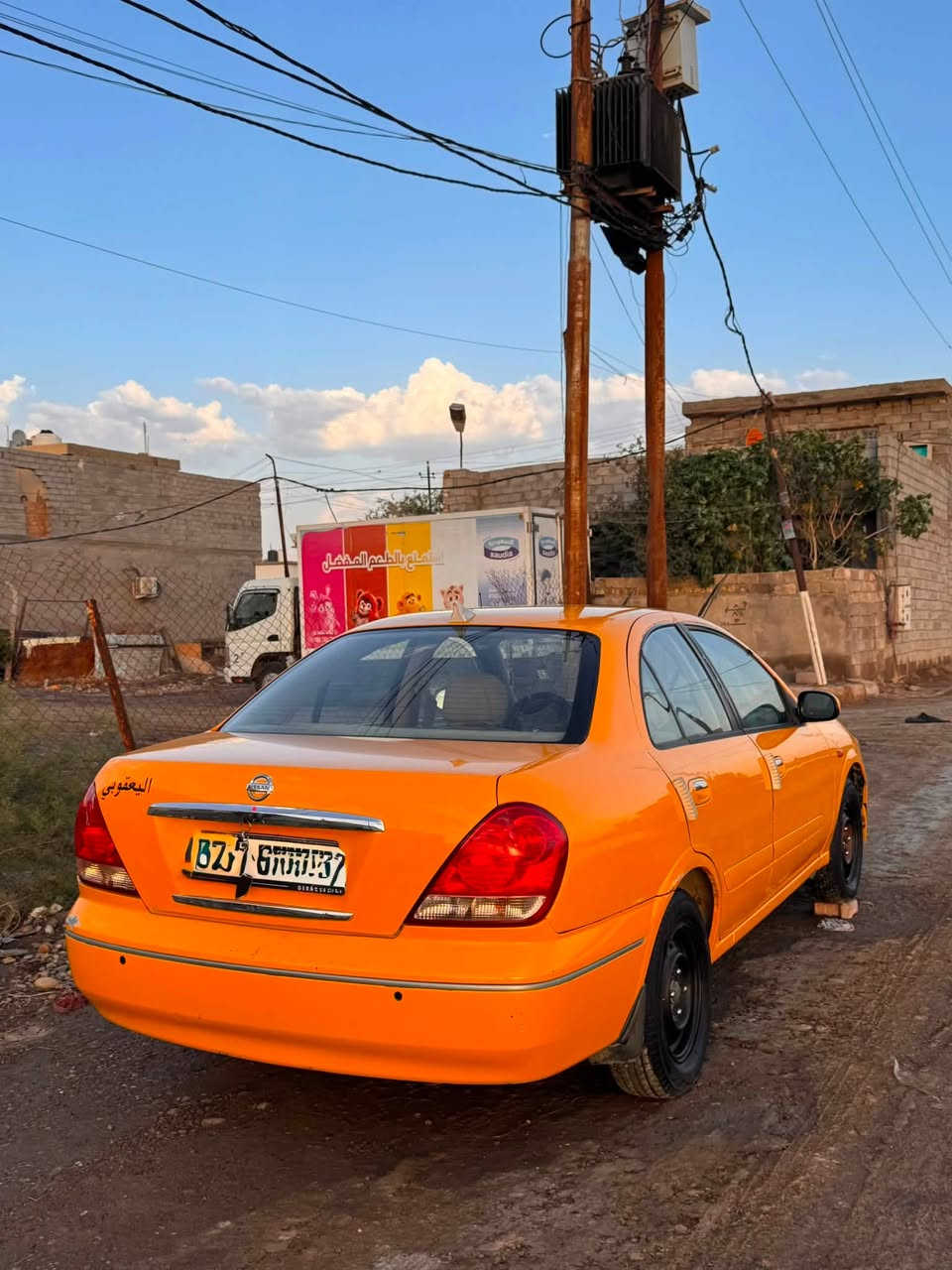 سلام عليكم شباب سني ٢٠٠٨با اسمي تحويل ثاني كير ماكينه تبريد 🥶كفاله   سياره بيها ظربه فقط بلا جنطه المكان السياره الكراده السعر ٧٥وبيها مجال للطيبن فقط اتصال اجاوب ***********
