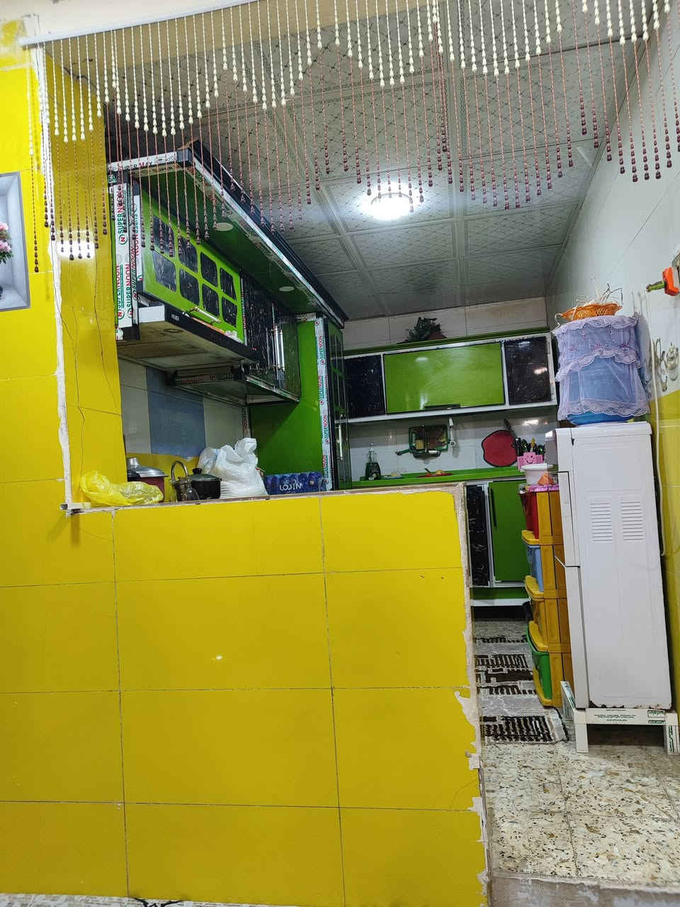 بيت للبيع دولان حي الجمهوري الشرقي شارع ام حميد
المساحه75 م
غرف نوم وحده
صاله 
استقبال
مطبخ 
صحيات 
___________
***********
