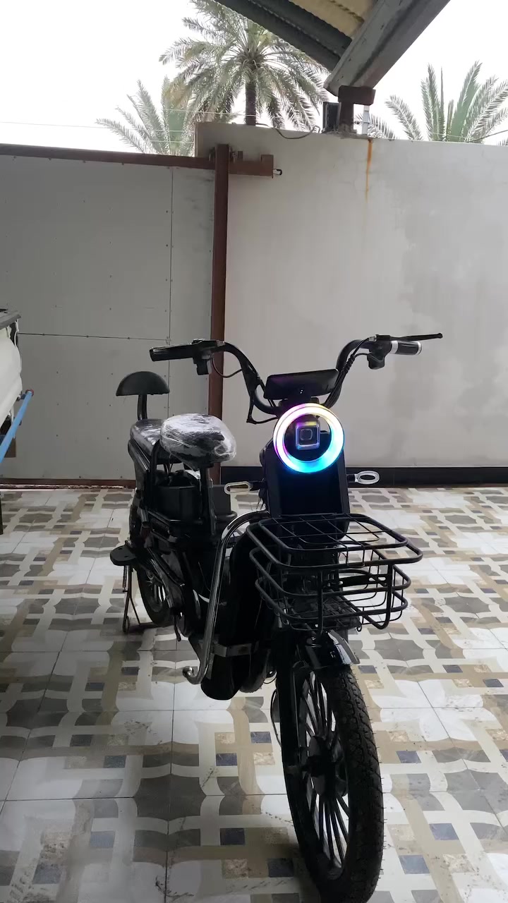 سلام عليكم دراجة شحن موديل 25 دراجة كلش جديدة

بطاريات قبل يومين من شديتهن لاصليات اصدار ل26 فول مواصفات كارت شاشة بصمة تشغيل عن بعد لايت عالي ناصي كلهة شغالة بطاريات شرط تفتح كدامي اذا مو جدد مرجعة لدراجة سعر ب270 وبيهة مجال مكاني ديالى بعقوبة ***********
