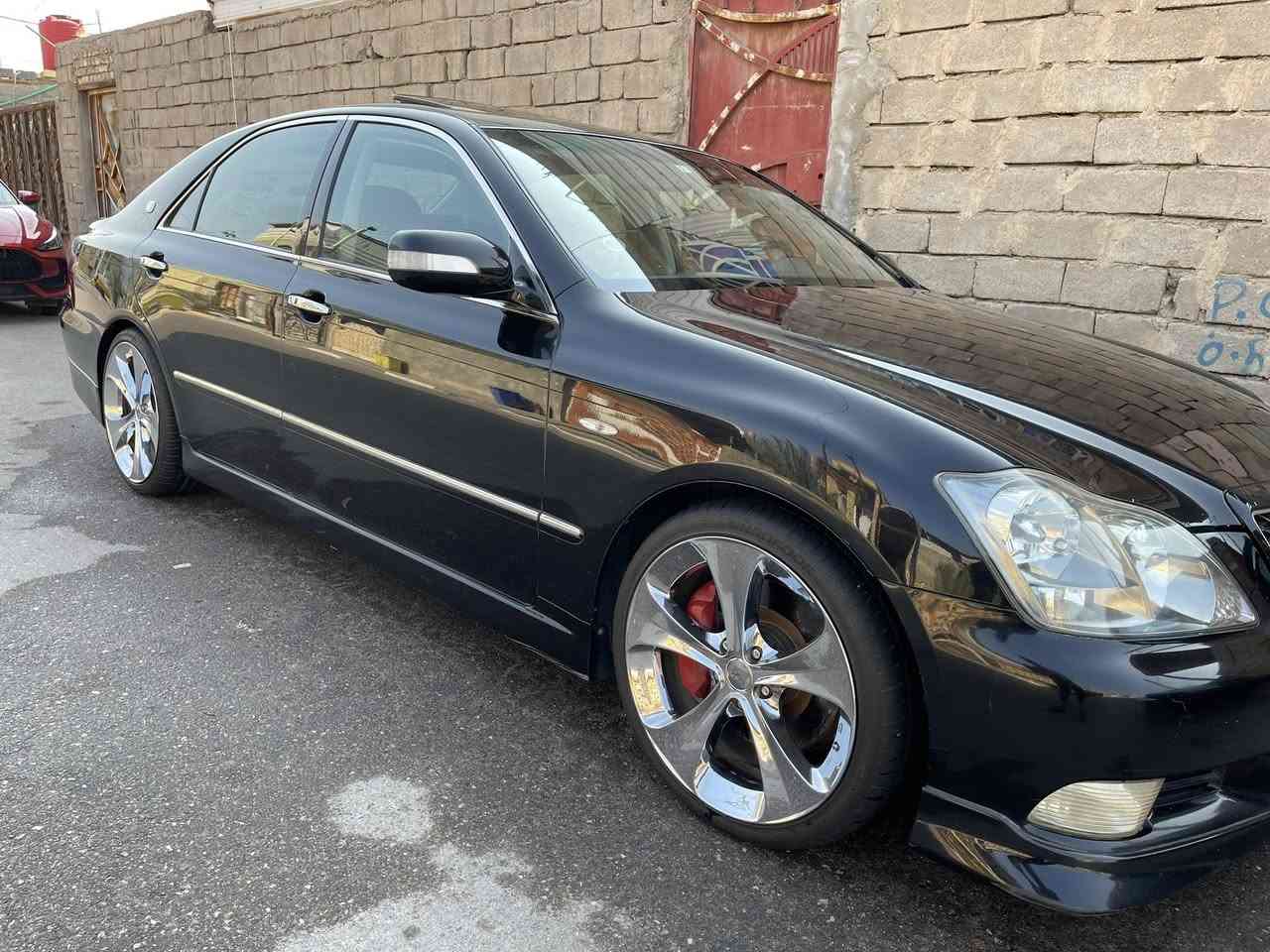 سلام عليكم 

شاهينه 2007  اسود 🖤 ملكي 
اثلت شاصي 184. محرك جديد 
گير جديد 
حداديه كارتون 
كفاله عامه من العراق واليابان لا كص ولا فتح ولا صبغ ولا تبديل.  

حجر بيئه ممفتوح بلاد 
فتحه 
دواخل جلد اسود 
كشنات جلد حضن 
3 دگم 
مطعم صاج احمر 
ويل رياضي ياباني ستل ستيل شرط 
تخم تاير جديد شرط 

سياره كلش كلش كلش جديده تجي وتشوف بعينك .
السعر.  125$.  قفل . 
البصره القبله. 
الاستفسار. ***********
