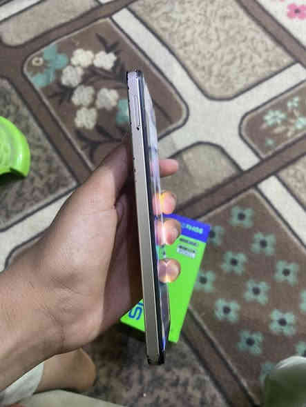 السلام عليكم مبايل انفنكس شاشه كسر خفيف الذاكره 128 فريم بوبجي30 مكان بابل على طريق حله نجف قرب نبي الله ايوب  السعر 125 وبي مجال الارقم الهاتف: ‏‪***********‬‏
