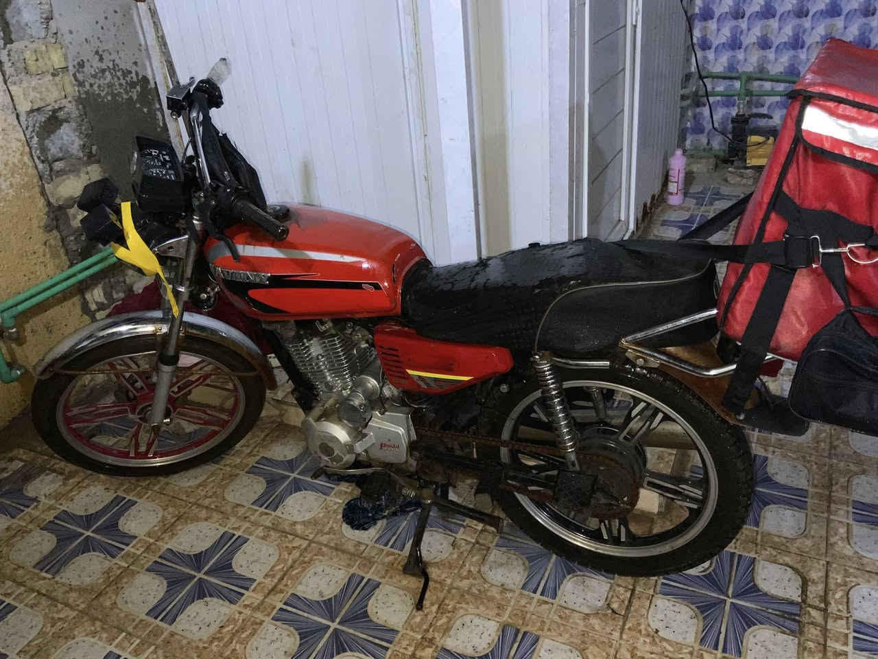دراجه للبيع سيڤان ٥گير نقص كابريتر بدون اوراق مكفوله  متواجد فيس


**إذا كنت صاحب هذا الإعلان وتريد حذفه لأي سبب، رجاءا أرسل رسالة إلى الدعم الفني**