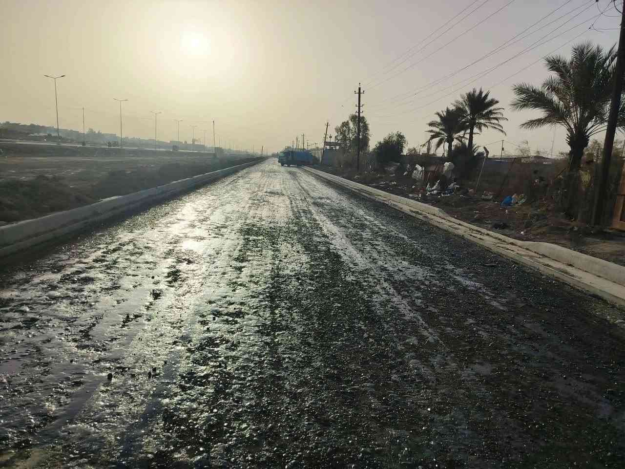 السلام عليكم مستعدين لتبليط الشوارع الحكوميه والزراعيه وبأسعار  تنافسيه كافه محافظات العراق الاستفسار  ***********
