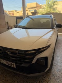 السلام توسان موديل 2025 ماشيه 22000 تو كلر سيارة جديده ومكفوله عدا صبغ...