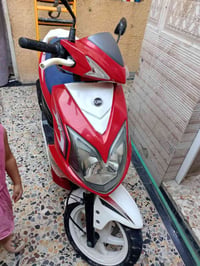300 رايدها ماكينه بلاد ما مفتوح عوزها بس باتري الامين الثاني 077046446...