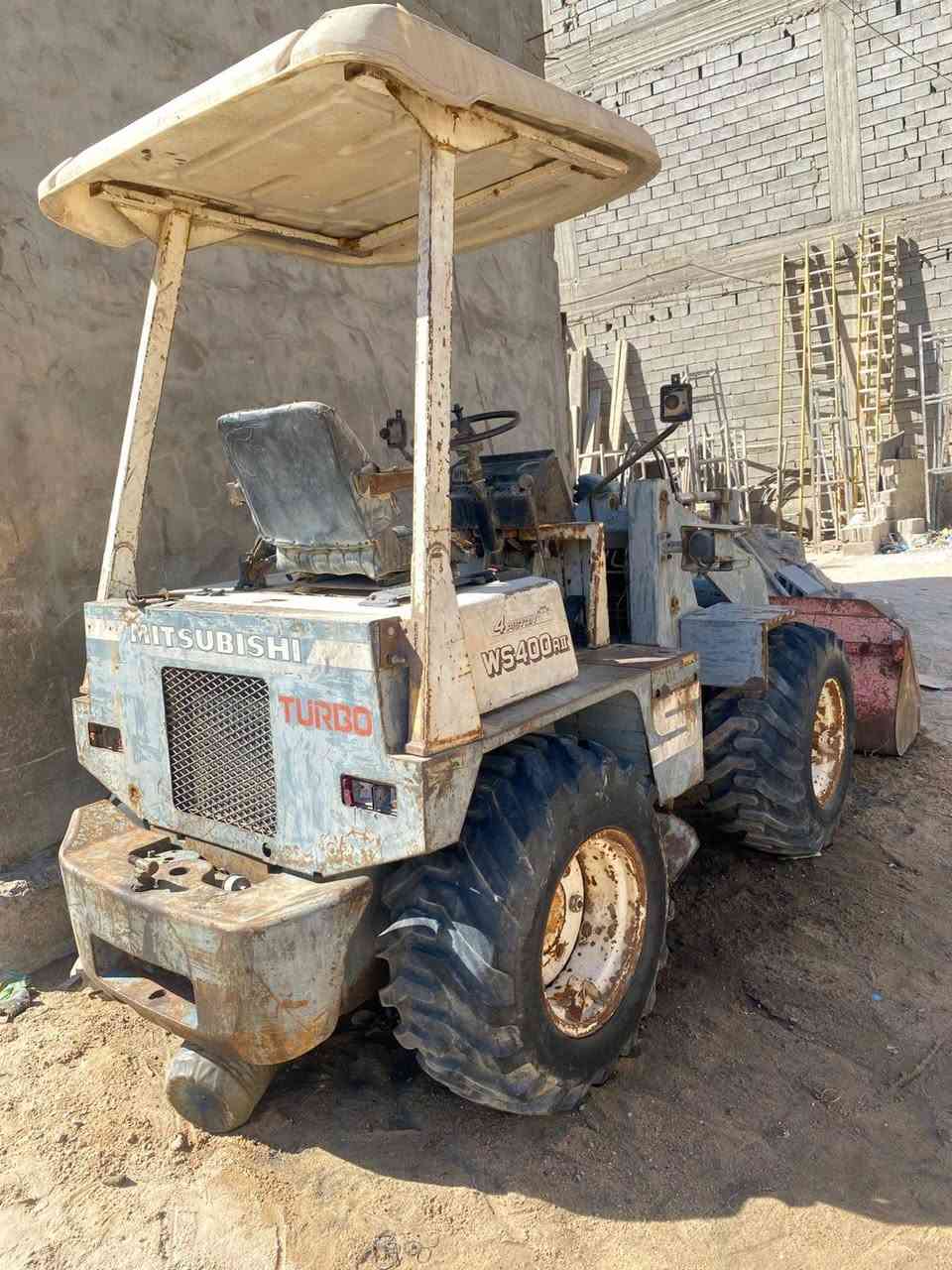 ميتسوبيشي حجم 40 محرك كابوته مكينه معزوله عن الاكسل كلمن دهنه لوحد موديل 1995 مكاني بصره
***********
