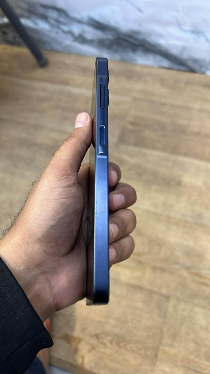 كلكسي A06  للبيع مكاني مدينة الصدر ***********
