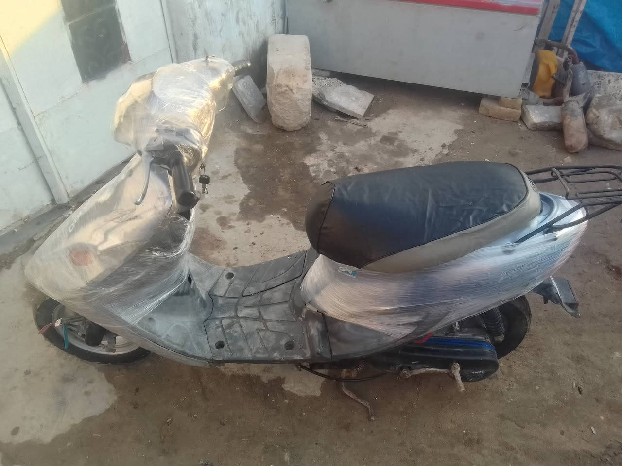 بيجي نضيفه شلعه تخبل شك لكاع شك سلف وهندر وكهربا شغاله قفل جنطه سعر جوه سوك مستعجل كلش 250 مكاني ناصريه مركز 
***********
