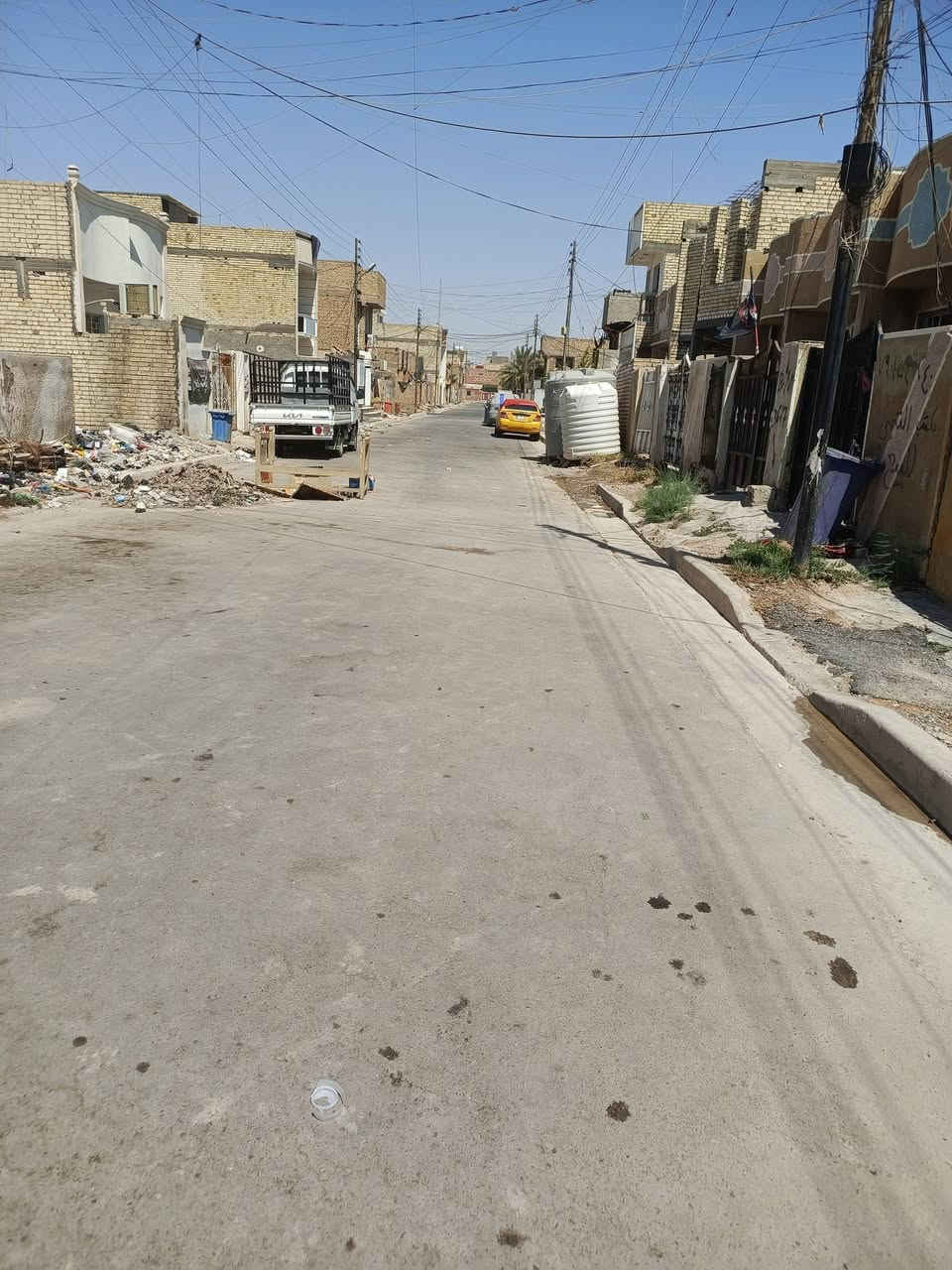 السلام عليكم مشتمل للبيع مساحته 75م طابق واحد بداية شارع ابو سمير منطقة كاملة الخدمات السعر 53 وبي مجال قليل الاتصال على الرقم ***********
