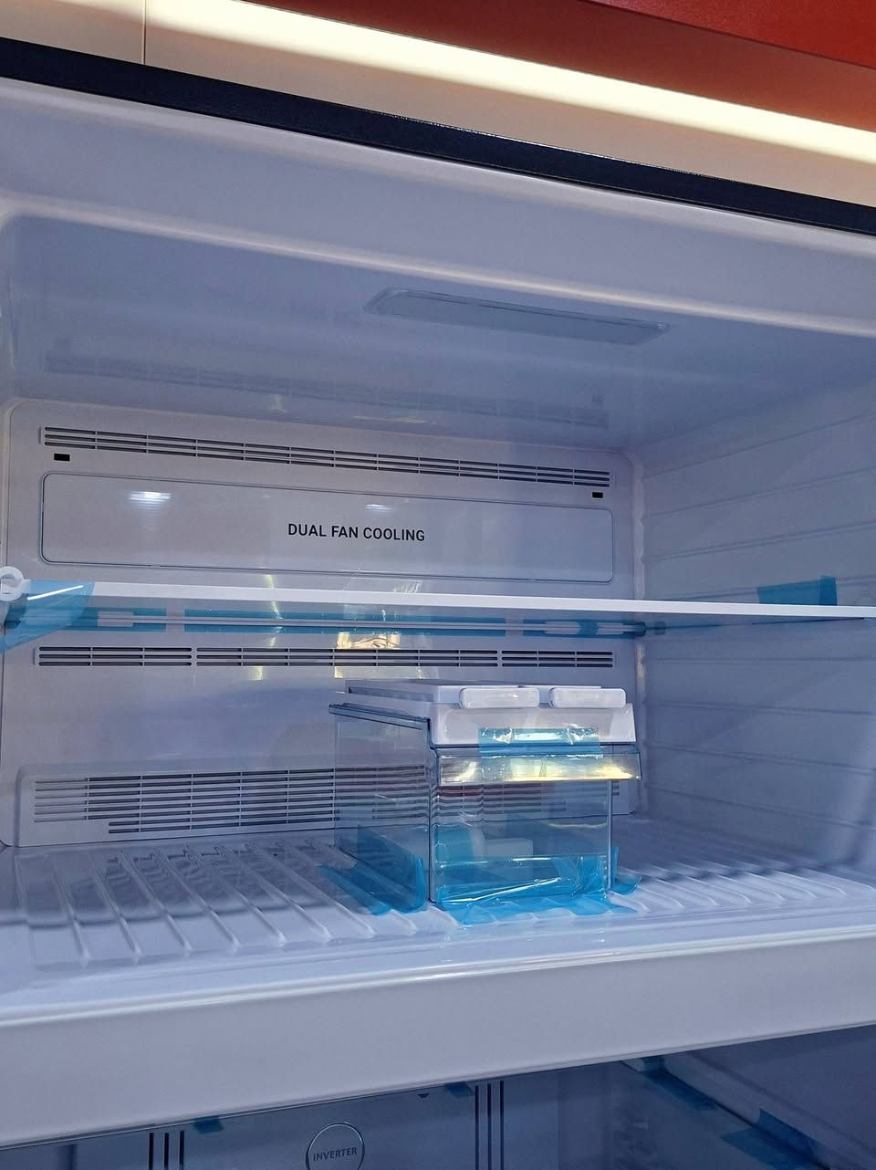 ثلاجات HITACHI…
تخفيضات راقية ومحدودة على ثلاجات هيتاشي
لتمنحكم أداءً هادئاً، تبريداً مثالياً، وعُمراً طويلاً يليق بثقتكم ✨
#معرض لورنس للأجهزة الكهربائية
وكيل معتمد لأفضل الماركات:
HITACHI • Hisense • DLC • gorenje • Fakir • BiSSEll
العنوان📍: الموصل – حي الوحدة –قرب جامع الصابرين
للطلب والاستفسار الاتصال ع الارقام التالية :
كورك / ***********
اسيا  / ***********
