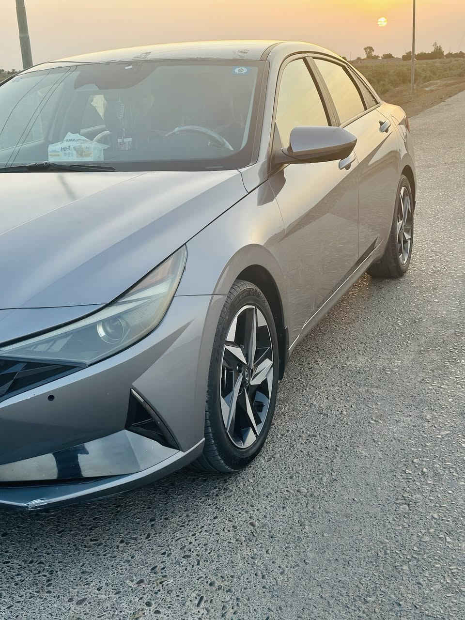 سلام عليكم النترا 2023 فول موصفات عدا الفتحه شاشه متصله والى اخرى سياره جديده رقمتها بغداد قبل 4 اشهر ماشيه 44ميل حادثها جاملغ وبنيد البنيد نفسه معدل الجاملغ مبدل نفس الون السعر السياره 162 رقم الهاتف *********** غير متواجد ع الفيس
