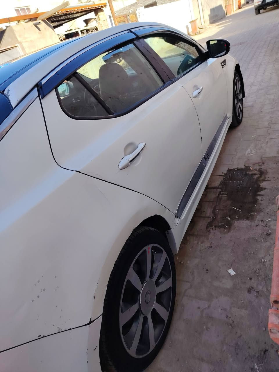 السلام عليكم.. اوبتما للبيع موديل ١٢ وارد امريكي مكينة ٢٠٠٠ تيربو فووول مواصفات ع الاخر رقم قادسية دولي السيارة جاهزة اخر حبة مال جناي كلة جديد بيه قطع صبغ بيه تكشير بالجنطة والسونار كدامك مكانه ديوانية السعر ٨٦ وبيه مجال الشراي يتصل ***********
