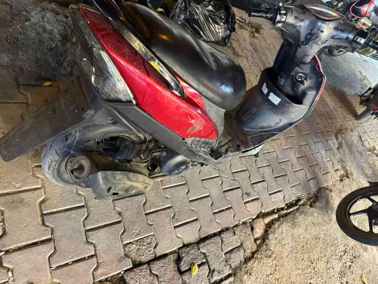 ماكس 120 مكينه بلاد ب 700 وبيهه مجال قليل ***********
