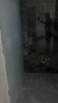 اسطه سراميك • تركيب بلاط