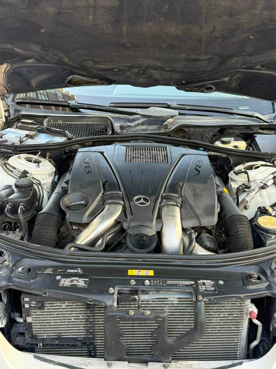 مارسيدس S550 فول موصفات 
صبغ فقط دعاميه اماميه 
السياره كلش جديده ماشيه قليل 
مكان السياره بغداد حي الخضراء 
***********
