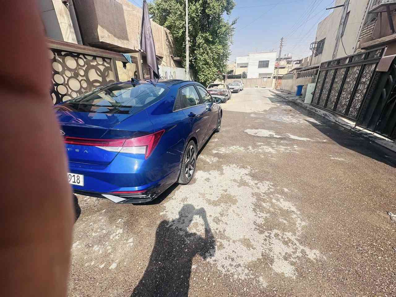 السلام عليكم .. 
النترا 2023 وارد كندي فول ما عدا كشن كهرباء
كير مكينه تبريد صدر تخم تاير كله جديد وشرط 
السياره حادثه ربع بنيد صبغ وجاملغ بارد 
السياره جديده  كل نقص مابيه 
بس بيه ملاحضات 
مكان السياره البياع مقابل الالعاب السيدية 
***********
السعر 158 وبيه مجال
