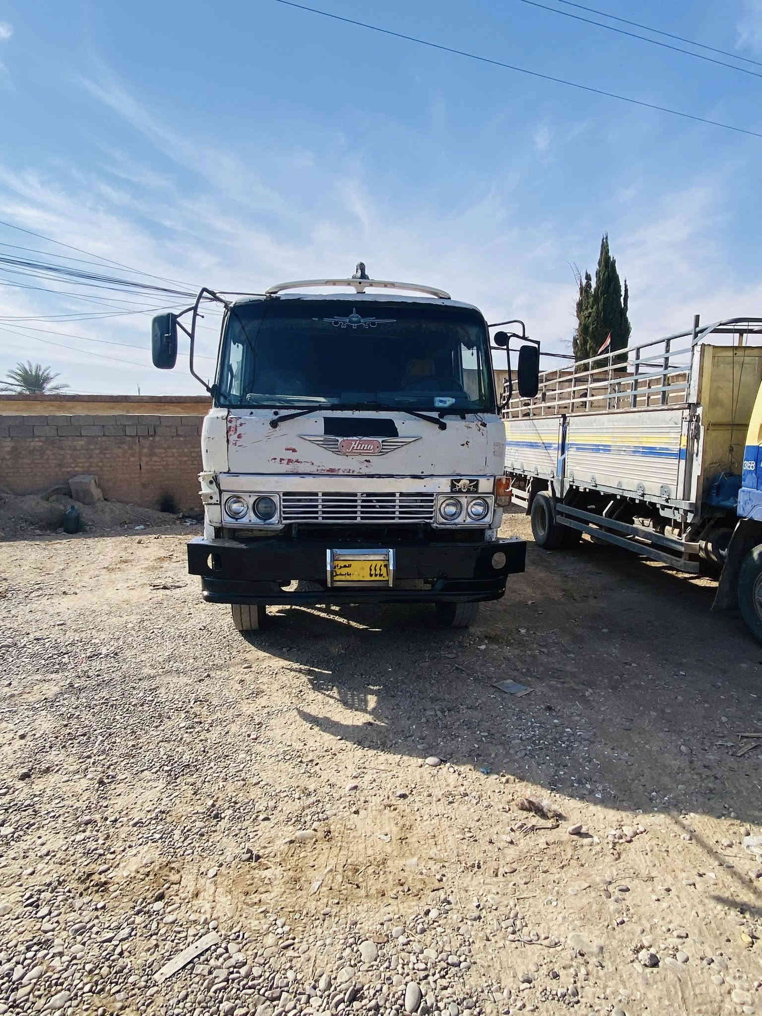 سلام عليكم للبيع هينو جيش شعبي 
محرك كير اكسل شرط  تخم تاير جديد دشبرل جديد دعاميه جديده كهربائيات شغاله  السعر 50 بي مجال // *********** مكاني صلاح الدين
