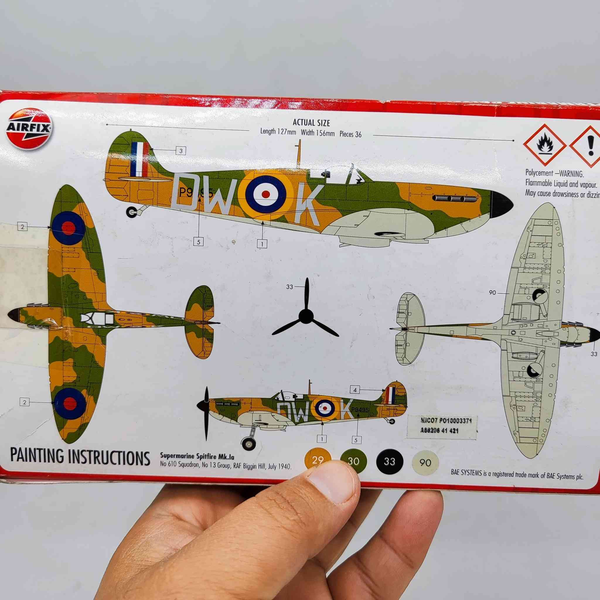 AirFix 🥰😍🤩💯💥🔥❤️💢🌹
للحجز والاستفسار يرجى مراسلة الصفحة Umbrella toys أو التواصل مع الرقم ***********
