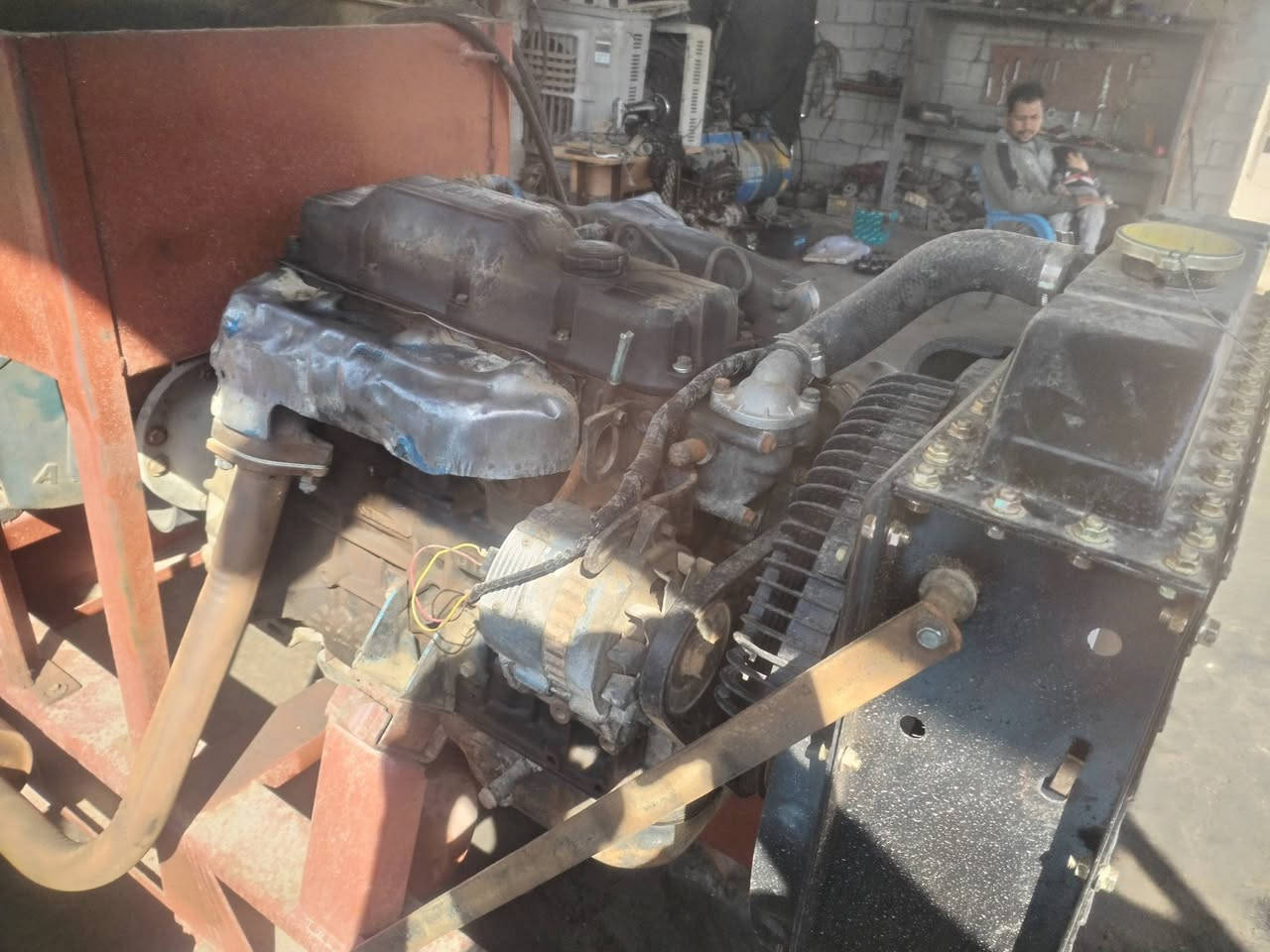 سلام عليكم
حجم المحرك  3000
حجم راس التوليد.    30كيفي 
 ثري فيز جاهزه  من كلشي
السعر 16وبيهه مجال حك جيتك
مكاني القاسم
رقم الهاتف ***********
