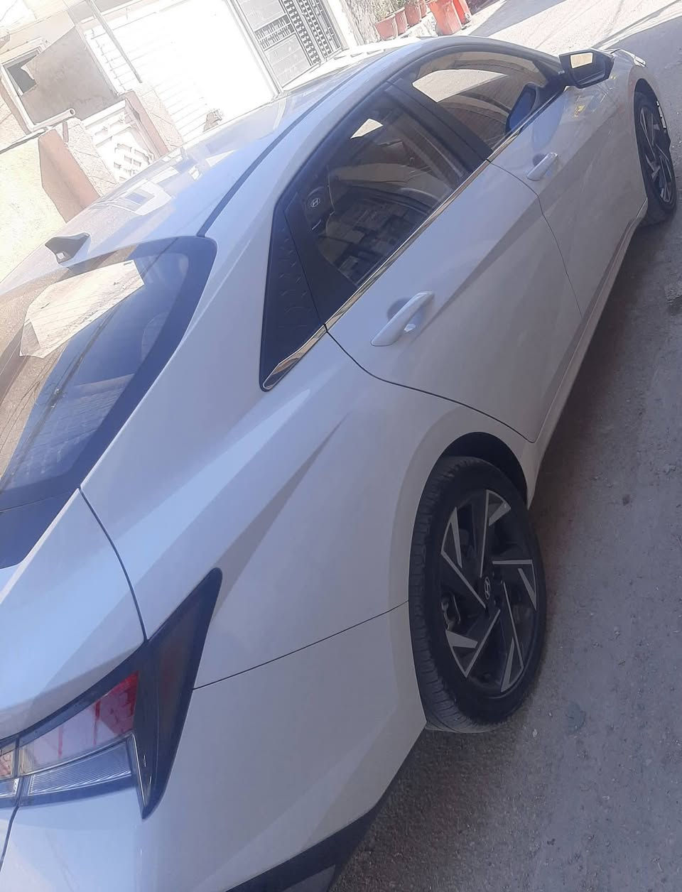 النترا للبيع موديل ٢٥ فول مواصفات واحد على واحد رقم أربيل مميز تحويل ثاني يوم ماشيه ٣ الف وضع الزيروا مدوشم الكاعيه والصندوك مكفوله كفاله عامه السعر ١٥١ وبيه مجال بسيط ***********
