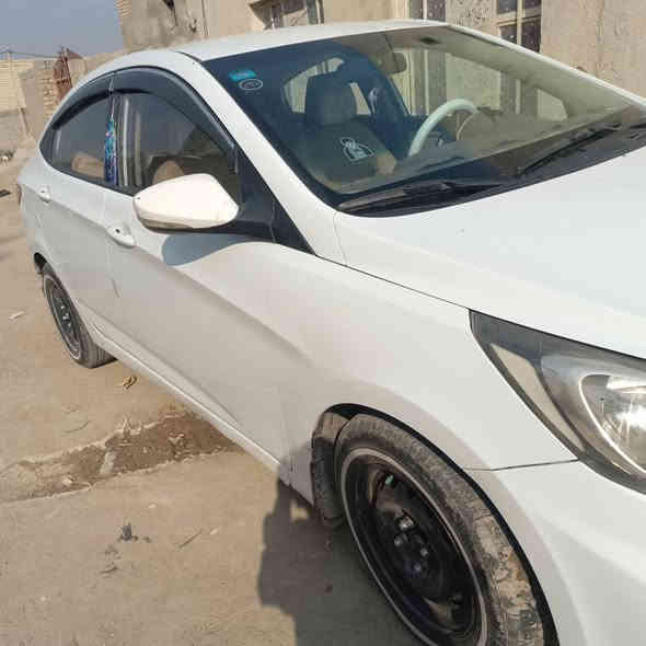 سلام عليكم
اكست للبيع 
رقم انكليزي سنويه امجدده لل30
مكينه 1600 كفاله هيه ولكير
تبريد تدفئه سياره ماناقصه برغي شرط
السعر 98 ترهم امراوس اب سياره عاليه
الشراي يتصل 
***********
