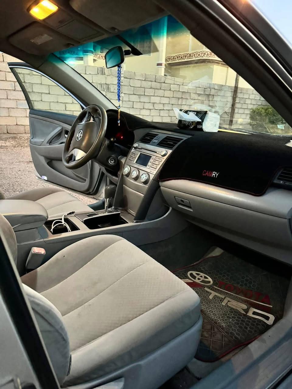 سلام عليكم 
سياره كامري 2009
رقم بغداد ابيض 
وارد امريكي 
ضره دعاميه اماميه
السعر 89
الاستفسار الاتصال ع رقم ‭0780 007 6379‬
