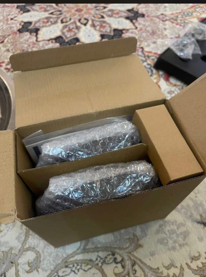 سلام عليكم سماعت تاهو اصليه مال بلاد زوج
***********
