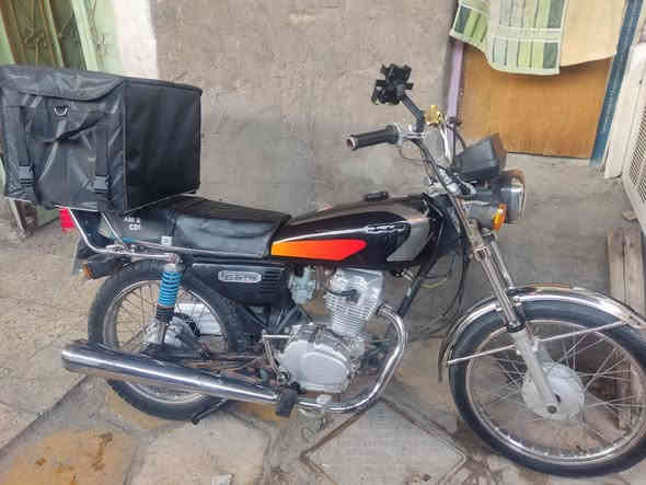 ناما شلامجة 21 رقم وسنوية الدراجة نظيفة وكاملة سعرها 1600 مكاني المعقل *********** موجود اتصال و واتساب
