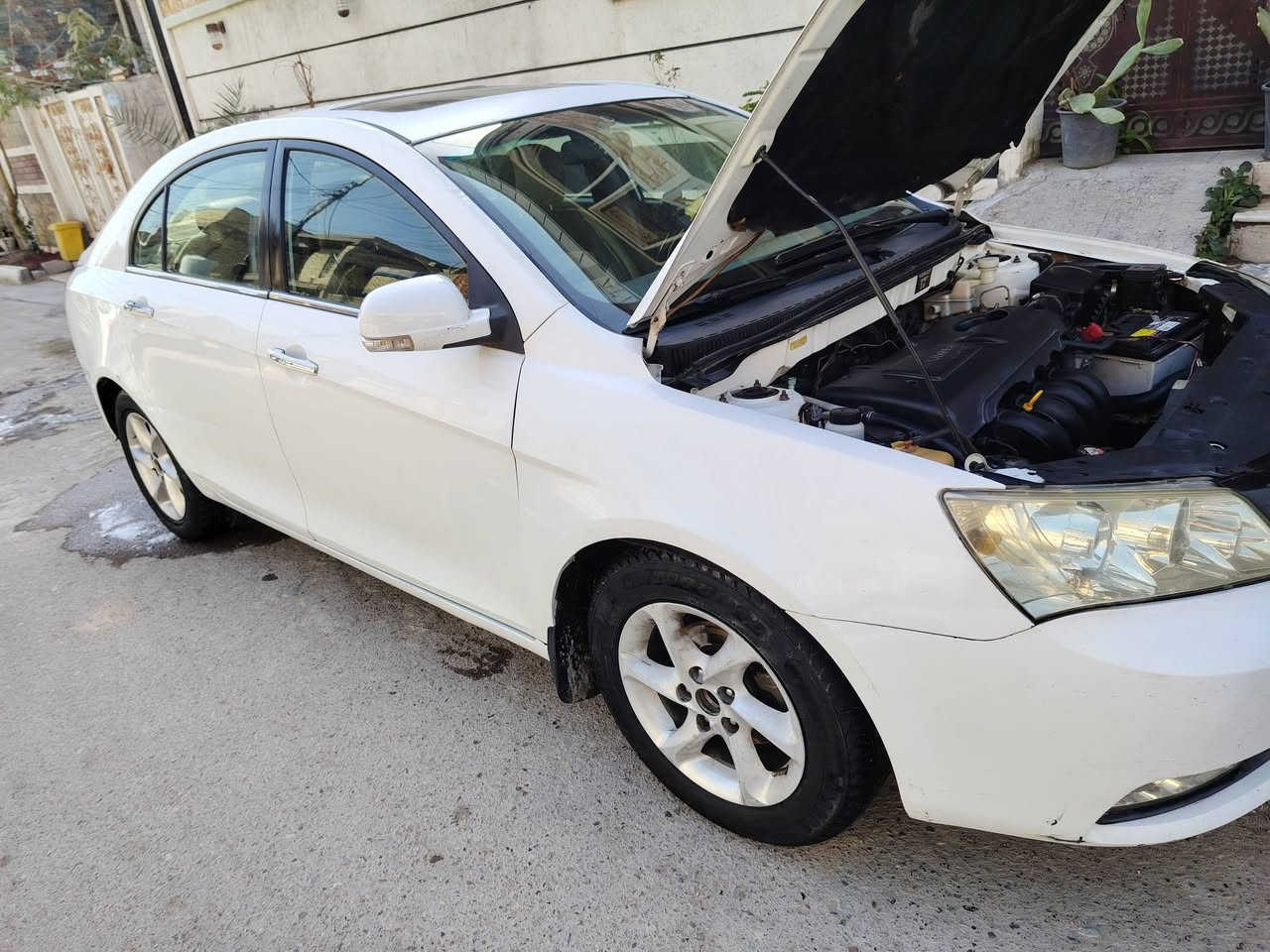 ام كراند موديل٢٠١٣ رقم بغداد اي حادث مابيه رقم انكليزي سنويه ٣٠ سياره نظيفف جدا تخم تاير حجم ١٦ داخل جلد تبريد المكيف يشتغل؛ شاش كامري خلفيه كهربائي مكينه ١٨٠٠ بلادي السعر ٦٦ بيها مجال العنوان زعفرانيه اي استفسار على رقم ***********
