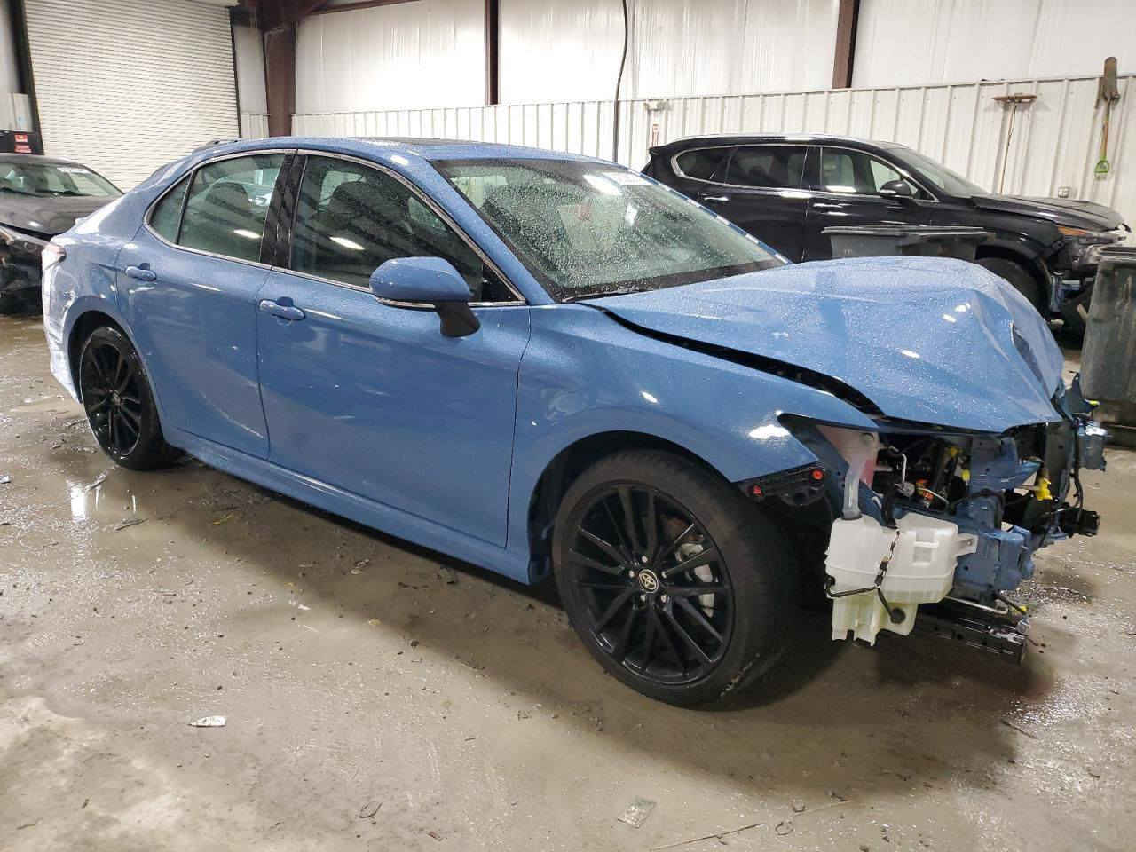 يالله 
‏2024  𝐓𝐎𝐘𝐎𝐓𝐀 𝐂𝐀𝐌𝐑𝐘-𝐗𝐒𝐄 
Hybrid
تويوتا كامري (XSE) موديل : 2024
اللون : سمائي (مميز) تو كلر بلادي 

عداد المسافة :  21 

حجم المحرك : 2.5L ( 4.سلندر )
                                 (هايبرد 🔋)
الضرر :  البنيد صبغ فقط بدون دواخل بدون ايرباك
الدعاميه نفسها البلاديه
وبيه رصعه ب الجاملغ الامامي‏
المواصفات : 𝐗𝐒𝐄
فـول مـواصـفـات 
ابواب  بصمة
بصمة تشغيل)
شاشة  كبير
كاميرا خلفية 
ويل 19 الرياضي 
هاند بريك بصمة
اوتو هولد (𝐀𝐔𝐓𝐎 𝐇𝐎𝐋𝐃)
اوتو ستارت (𝐀𝐔𝐓𝐎 𝐒𝐓𝐀𝐑𝐓)
اوتو ستوب (𝐀𝐔𝐓𝐎 𝐒𝐓𝐎𝐏)
رادار امامي (تحديد مسار)
‏‎رادار جانبي (نقاط عمياء)
‏‎حساسات خلفي 
مانع انزلاق+𝐀𝐁𝐒
3انظمة  (𝐄𝐂𝐎) (𝐍𝐎𝐑𝐌𝐀𝐋)(𝐒𝐏𝐎𝐑𝐓)
نظام EV MODE
تحكيم استيرن+ شفتات استيرن
كشنات جلد ، كشنات كهربائي
كشنات الامامي هيتر 
لايتات (𝐋𝐄𝐃) عدسة زينون بيلادي
اناره داخليه led 
ترحيب بلادي بالدواسات 
شاحن وايرلس
مثبت سرعه تفاعلي قيادة اليه 
تحديد مسار 
مكاني بغداد
السعر وبيه مجال حك الجيه
210
‭0785 497 9749
