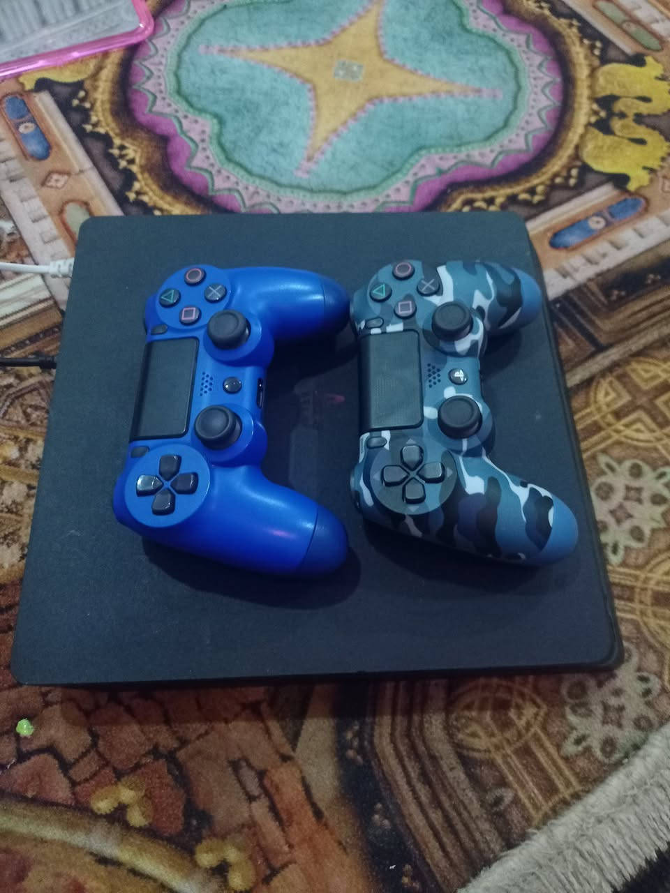 بلي فور سلم نضيف كلش لامفتوح ولا مصلح واحد تيرا 1tera وياه جويستكين وحساب كيم بأس منا لبعد شهر ينتهي وياه كارتونه نضام 13.50 رايده ب240 وبي مجال من حله وعندي توصيل عل فحص شرط


**إذا كنت صاحب هذا الإعلان وتريد حذفه لأي سبب، رجاءا أرسل رسالة إلى الدعم الفني**