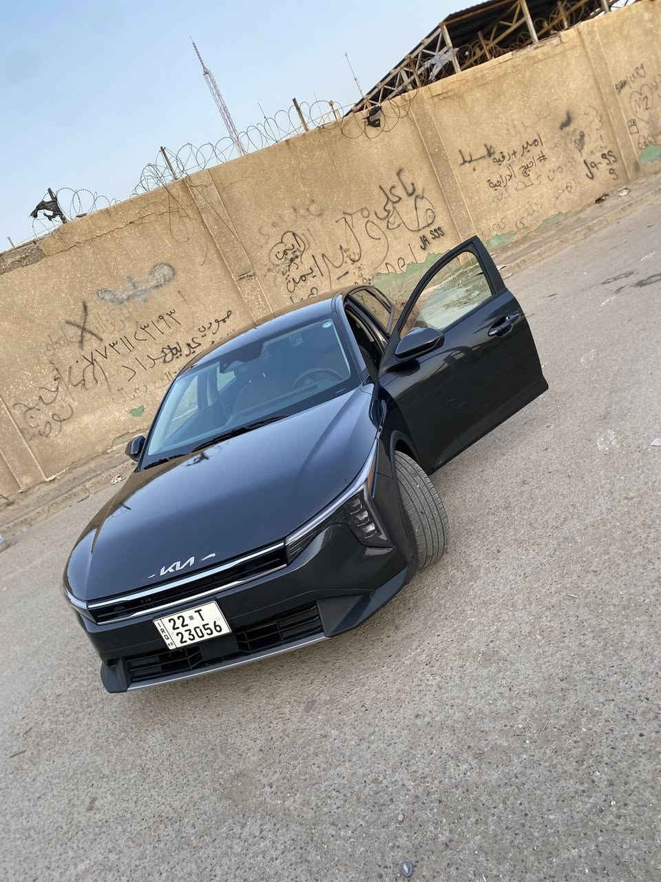 السلام عليكن كي فور 2025 k4  بعد بيها موصفات ماذكرهن فول عده بنرما سعرها مناسب بسعر فورتي 175بي مجال بسيط

 بعدها زيرو  ماشيه 1 الف زيرو  ملاحضه السياره باسمي تحويل مباشر قبل 4ايام رقمتها

محرك : 2000 دوش المرغوب

وارد : اميركا حادث جاملغ بنيد بدون شاصي 

مواصفات  

1_بصمة 

2_تشغيل عن بعد 

3_ بصمة ابواب 

4_ بصمة جنطه 

5_شاشه متصل حجم كبير 

6_فول قيادة ذاتيه مع تحديد مسار 

7_فول تحكم ستيرن 

8_تبريد متصل مع شاشه لمس 

9_منافذ شحن خلفية 

10_سايد بريك كهربائي 

11_مانع انزلاق 

12_نقط عمياء 

13 _ تحكم وضعيات قياده

14_رادار امامي وخلفي وجانبي 

15_فول حساسات توقف ذاتي 

16_لد امامي مع عدسات زنون

17_لد خلفي 

18_شحن واير لس 

19_كامره خلفية دقه hd 

20_ويل كب بلاد 
21 شحن واير ليكس
 22 تحكمات كامره3 وضعيات
 23 اضويه الداخليه لمس
ملاحضه سياره ماشيه الف فقط تراي زيرو
سبير والعده مالتها بعدهن مانزلات
مكاني بغداد شارع فلسطين رقمي ***********
