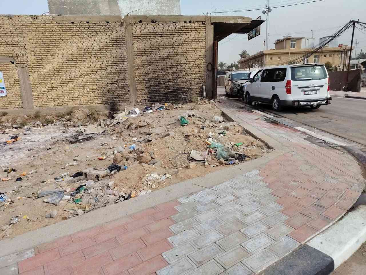 قطعه للبيع طابو صرف 
حي الامير 
خلف البطاقة الوطنيه مباشرتا ع الشارع الي خلف البطاقة الوطنية 
المساحة 280 
التفاصيل اكثر 
***********

