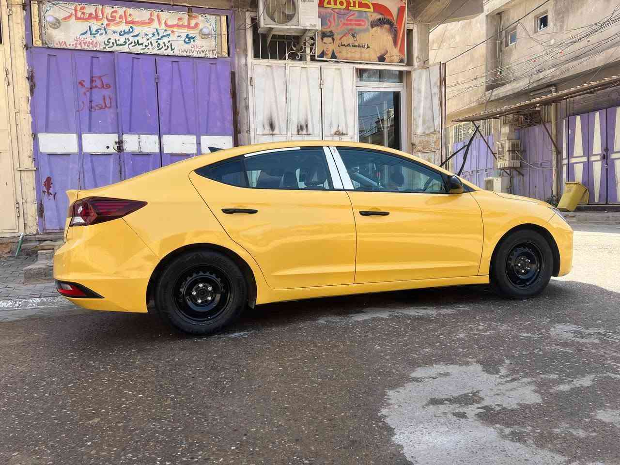 السلام عليكم
النترا امريكي موديل 2020 حادثه فقط قبق جنطه مبدل 
بدون دواخل بدون ايرباك مكينه الفين كير ايتي الموغوب تبريد ثلج خير من الله رقم بغداد الجديد بسمي مصفره هيئه وغرامات السونار منزل بلمنشور مكاني كربلاء السعر 130وبي مجال رقم الهاتف ‏‪***********‬‏
