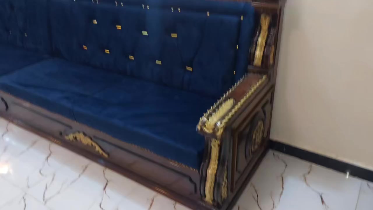 معمل الوسام اللاثاث  بغداد البياع حي الاعلام شارع قطر ندى  يوجد نوصيل كافه محافظات العراق  ***********٠ /***********
