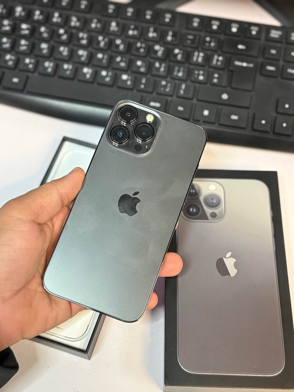 iphone 13 Pro max 256 

battery 🔋: 87%
1 sim + e sim
كارتۆن و بێ كێەشەیە 
*********** السليمانية, العراق
