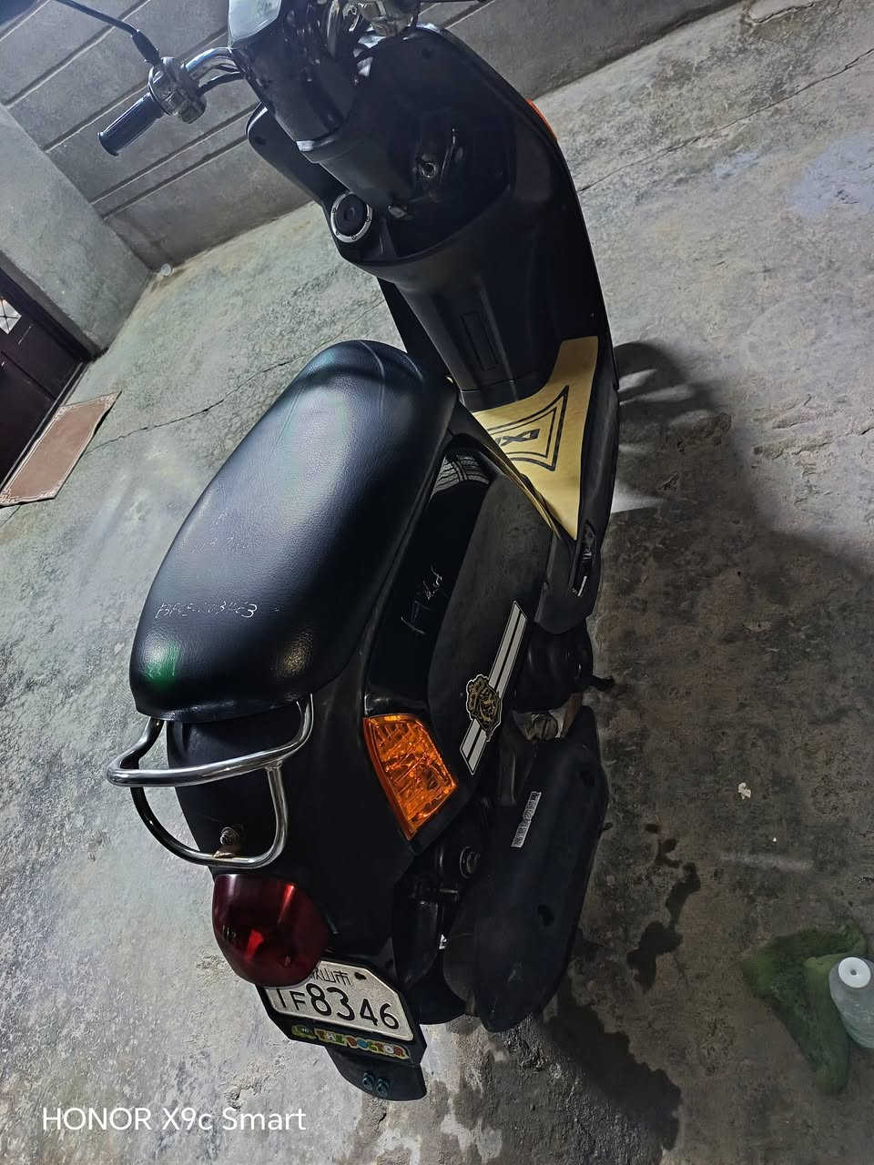 سلام عليكم دراجه ماكس بوليس 2010
الدراجه بلاديه ماصارلهة هواي من طالعة من الرنبه مكفوله الدراجه كفاله عامه
شوفت عينك الدراجه
مكاني بغداد الدوره
***********
 *********** موجود واتساب
