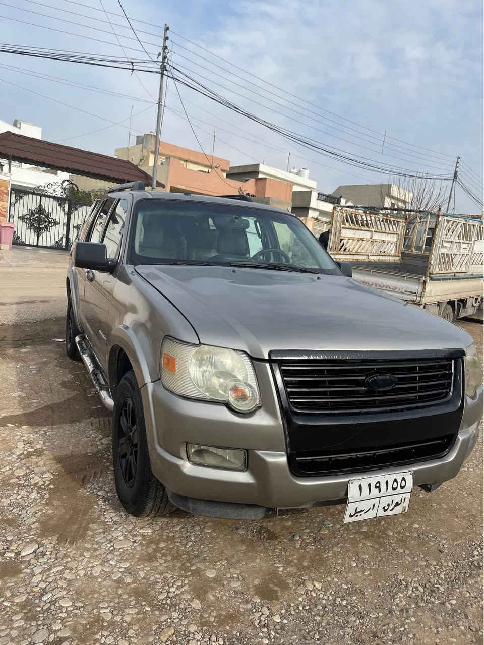 فؤرت اكسبلور ٢٠٠٨ ٣ پارچه ي پيشي سبوغه بي ليدران مواصفاتي ٧ نه فه ري كوشين جلد و كاره با ٤ تاي نوي له سه ره گيرو مه كينه به شه رت به ناو كردن به شه رت ٨٢ وه ره قه و مه جال *********** أربيل, العراق
