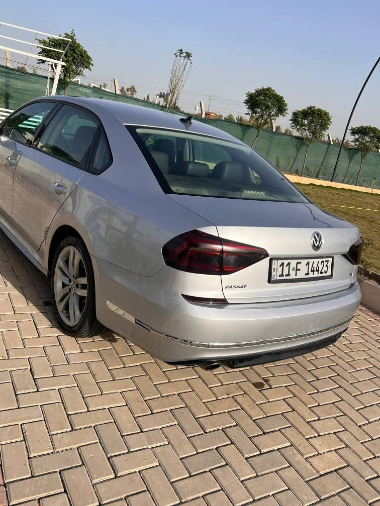 VOLKSWAGEN PASSAT  R-line 2018
فولكس واگـن باسات ار لاين
وينةى دةعمةكةى دامناوه بي ناو گرتنه بى شاصيه جاملغ سكن و نيوةى بونيد بوياغه دةرگاى دواوه سائق ماتور خوي ليداوه لاي قبغ بنزين بيستيك بوياغه رقم بةغايه مشروع وطنيه به ناو خومه له كركوك تحويل دةكري ١٠٤ ميل روشتوه 
مكينه ٢٠ توربويه اقتصاده زور
هەر کەسێک موشتەریە نامەیەکم بۆ بنێرێت خزمەتی دەکەم السليمانية, العراق


**إذا كنت صاحب هذا الإعلان وتريد حذفه لأي سبب، رجاءا أرسل رسالة إلى الدعم الفني**