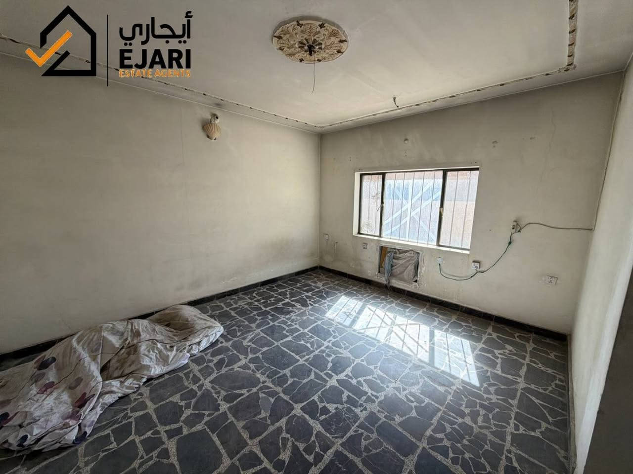 اعلان ايجار
Ejari  إيجاري 
يوجد منزل في منطقه حي الجامعه مقابيل مجمع ايادي بسكولاته مساحه ٤٥٠ متر يصلح مخزن او شركه او روضه 
يحتوي 5 غرف +صاله عدد2 +حمام عدد5 +كراج +حديقه +لوندري عدد٢ +مطبخ حار وبارد 
للاستفسار ***********
اذا مهتم بالسعر اكتب رقم 19    سوف يتم الرد عل الخاص 
نقدم خدمه  اداره العقارات جميع مناطق بغداد في حاله انك مشغول او امسافر وماعندك وكت اتابع البنايه او اي عقار يمنه الحل ايجاري بديل 
يلبي طلبك وانت مكانك بطرق حديثه 

او زيارتنا الى موقع الشركه في حي الجامعه الفرع مقابيل كليه الاداره والاقتصاد فرع مدرسه المباهج👇
 https://maps.app.goo.gl/uwkk4QPYd5EgivjP8?g_st=iw

 للمزيد من العروض يمكنكم الانضمام قناه التلكرام👇
https://t.me/omarEjari

وتساب 👇 فقط رسائل 
https://iwtsp.com/9647710000680

 التيك توك 👇
https://www.tiktok.com/@ejari86?_t=8V089pzmx7t&_r=1

 قناة  YouTube 👇

https://youtube.com/channel/UCPxpJjtiuOb1RoTmh_X9cZQ

#iraq #baghdad #kurdistan #iraqi #تجاري #property #investment #openhouse
#propertyinvestment #luxurylifestyle #apartment #sold #rent #apartments
#عقارات_المنصور #للايجار #ايجار #مجمعات #شقق #إيجاري #الجامعه #القادسيه #الجادريه #اليرموك #الداوودي #تجاري  #الداوودي #كراده #الجادريه #بغداد
