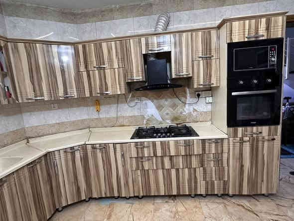 السلام عليكم
كاونتر ام دي اف نظافة 80‎%‎

مع ملحقاته 

طباخ كهربائي زجاجي

مايكرو ويف

فرن كهربائي

مرشحة 

كلهن ماركات زينه وشغالة 

للاستفسار ***********
السعر مليون و450 وبي مجال كلش بسيط

مكان بغداد-المنصور
