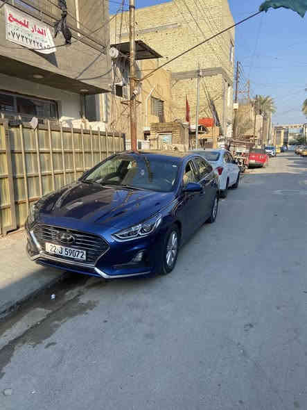 سلام عليكم
سوناتا ٢٠١٨ وارد امريكي 

حادثها صندوك

و هنا صار بيها حادث بالجاملغ الايمن 

محرك ١.٦ تيربو

ماشيه ١٤٨ الف 

و السونر موجود ويه الصور

مكاني بغداد / القاهرة
السعر ( ١٢٠ ) 

***********
