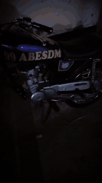 سلام عليكم شلونكم شباب اربعه كير أبيعك كلك كلك للعلم بيها اوراق بس ما بيها بليته شباب الدراجه برغي ما عايزه موديل 24محركه ما مفتوح دراجه خير من الله السعر 550رقم ***********بي واتساب
