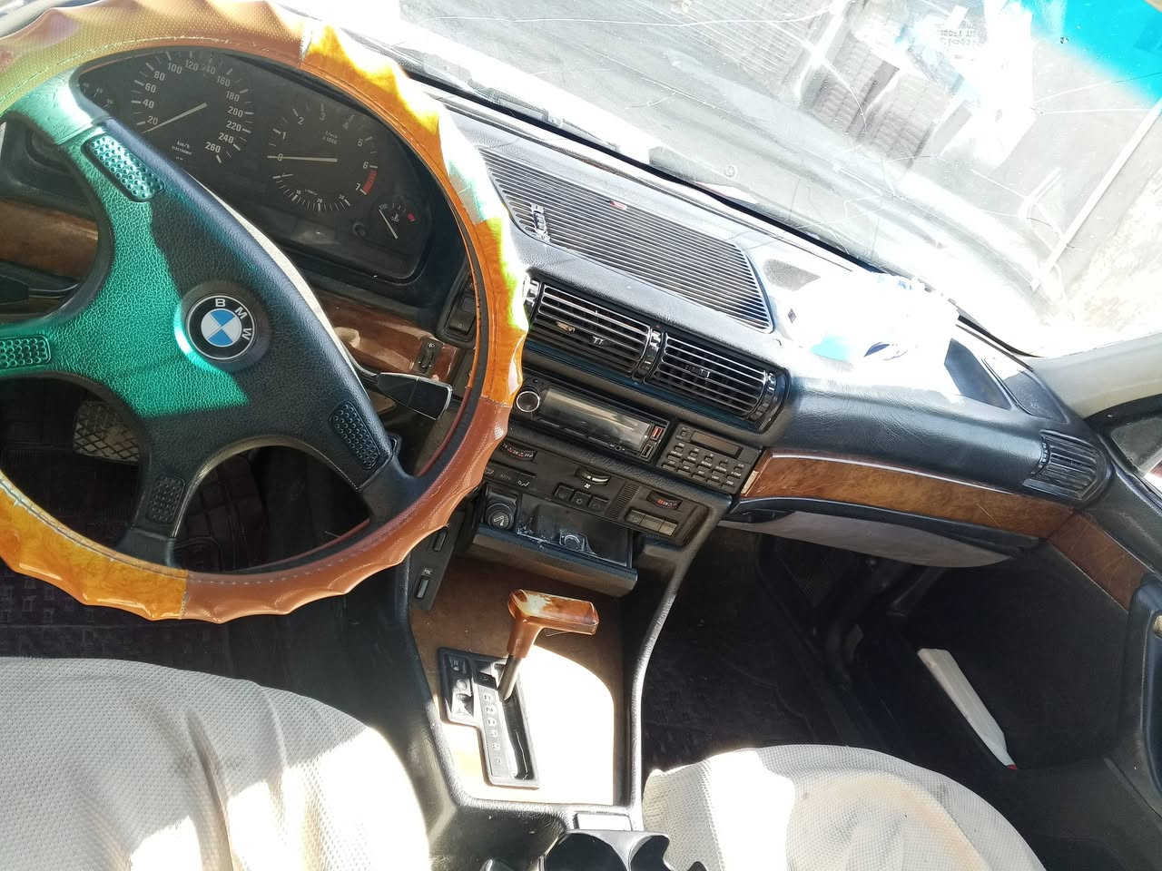 السلام عليكم بي ام حجم 730للبيع تبريد ويه لسويج كير محرك خير من الله تخم تاير جديد السعر 50


**إذا كنت صاحب هذا الإعلان وتريد حذفه لأي سبب، رجاءا أرسل رسالة إلى الدعم الفني**