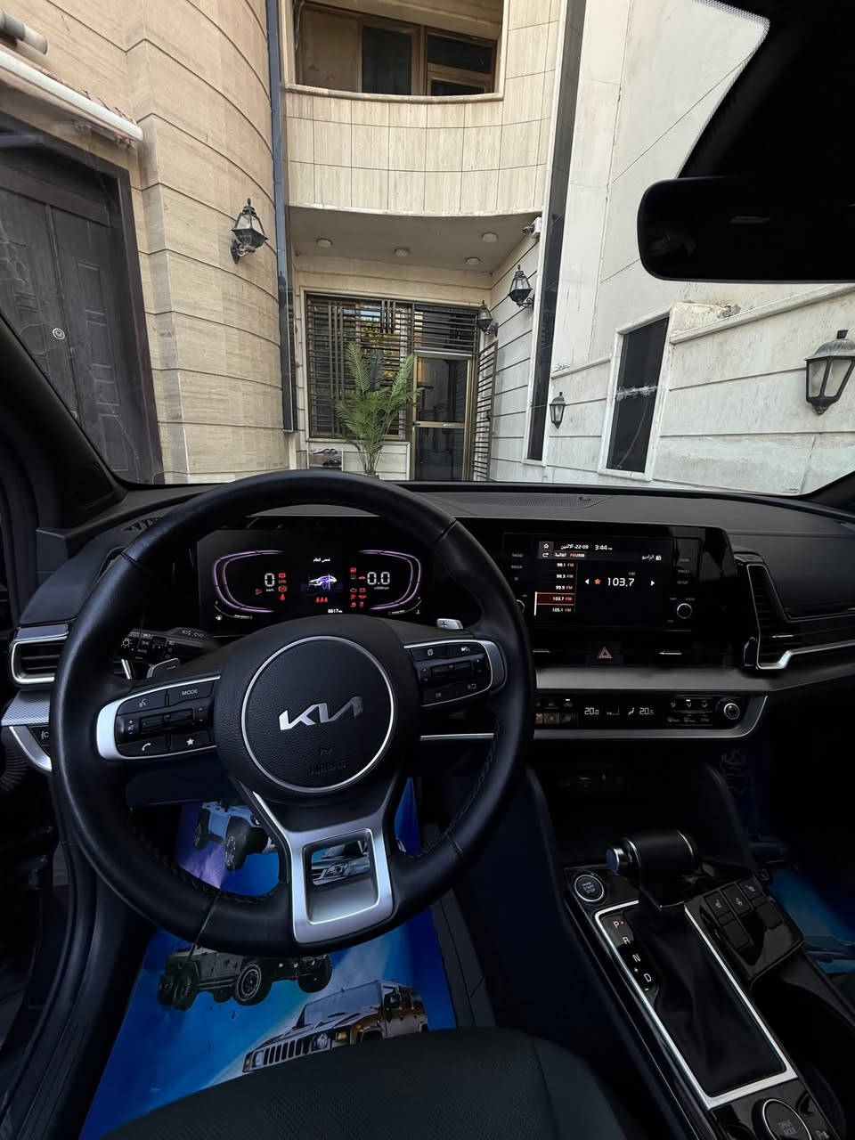 ✨ للبيع: كيا سبورتج بلاك إديشن 2024 ✨🚗
معروض للبيع سيارة كيا سبورتج Black Edition موديل 2024 🔥
🔹 شبيهة الـ GT Line من حيث المواصفات والشكل الخارجي
🔹 لون خارجي مميز بالأسود الكامل (Black Edition)
🔹 كاملة مواصفات ما عدا تبريد الكشنات فقط
9000km اخت الزيرو

📌 مواصفات بارزة:
✅ شاشة وسطية كبيرة مع نظام ترفيهي حديث
✅ مثبت سرعة + تحكم ستيرنغ
✅ بصمة تشغيل ودخول ذكي
✅ كشنات جلد + فتحة سقف بانوراما
✅ تايرات رياضية مميزة
✅ حساسات + كاميرا خلفية

⚡ السيارة بحالة ممتازة / وكالة / ماكو أي ملاحظات
السعر 35.250 مليون وبيها مجال حگ الجيه
***********
