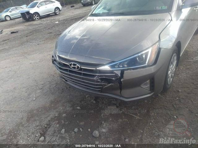 السلام عليكم ورحمة الله وبركاته 
من رخصة الأدمن المحترم 
هونداي النترا موديل 2020 وارد أمريكي 
حادثها فقط كسر بالدعامية الأماميه ونفسها مصلحه شبهه كلين واكو طخه بالدوسه موضحه بالصور 
وباقي بدي السيارة كله كفاله عامه
 من كلشي على وضع الشركة
 وجديده جدآ كل نقص ما بيه 
شرط الفحص وين ما يعجبك
 مواصفات عاديه
 رقم بغداد الدولي بأسمي شخصيا 
شرط التحويل 
سنوية جديدة هزه جديده
 ماشيه 83 ميل 
مكينة وكير برغي ما مفتوح بيهن
 تبريد حداديه تخم تاير كله جديد
 وأي نقص ماكو بالسيارة
 معروضه 140 وبيه مجال بسيط 
مكان السيارة بغداد الحسينية مال الراشديه
 رقم الهاتف ***********
