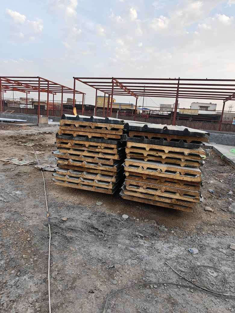 سندويج سقف للبيع 
الطول ٧ ونص متر 
العدد ٢٨ قطعه 
مستخدم ٤ اشهر فقط 
للاستفسار الاتصال على *********** بي واتس اب حلة, بابل
